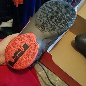 footlocker lebron soldiers